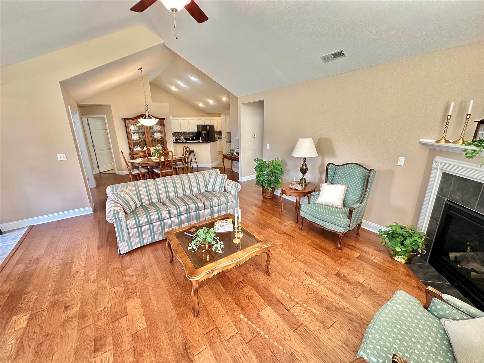 1208 Three Rivers Drive O'Fallon, IL 62269 - Photo 15 of 52 Gallery Image 15