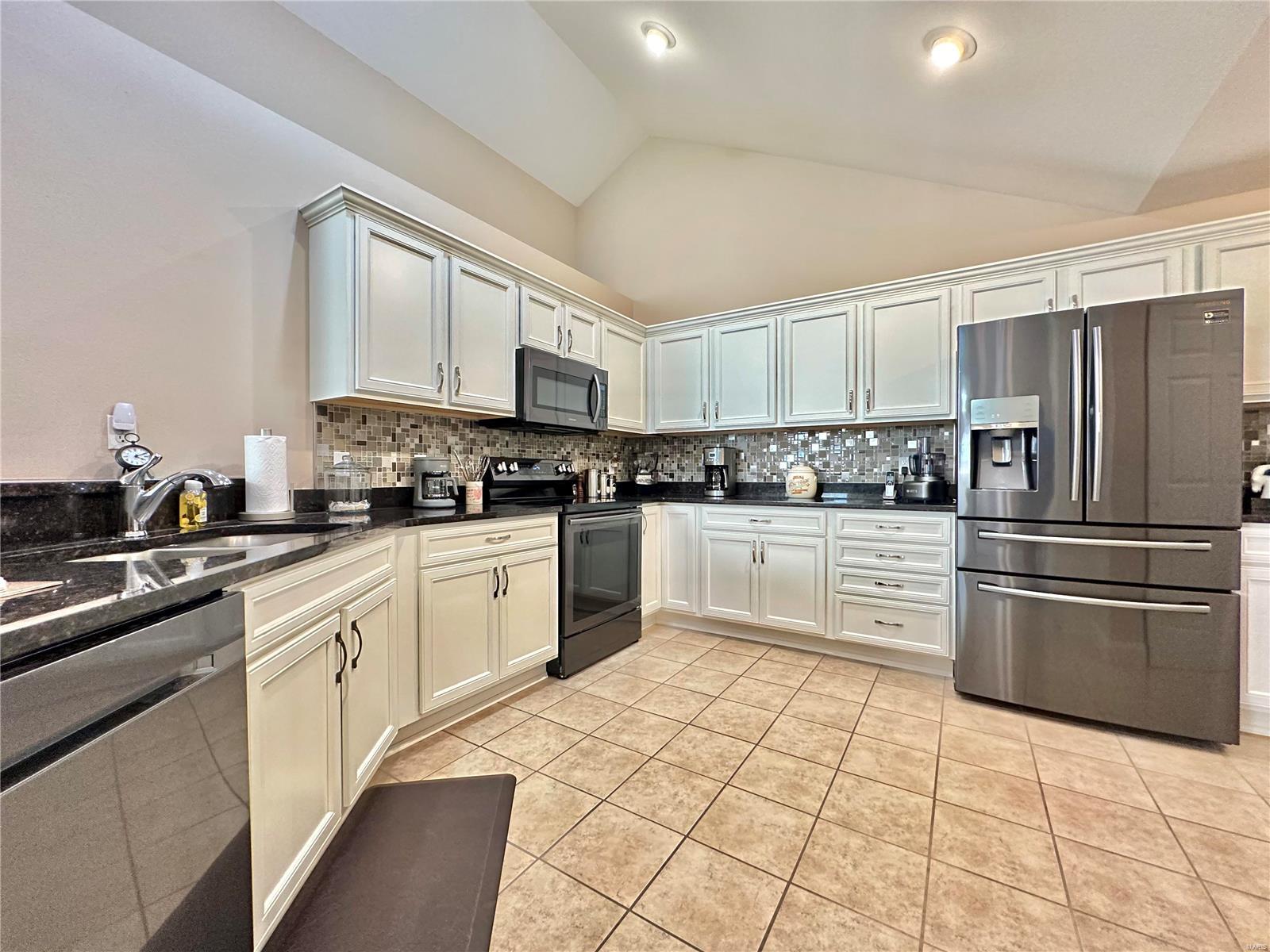 1208 Three Rivers Drive O'Fallon, IL 62269 - Photo 29 of 52 Gallery Image 29