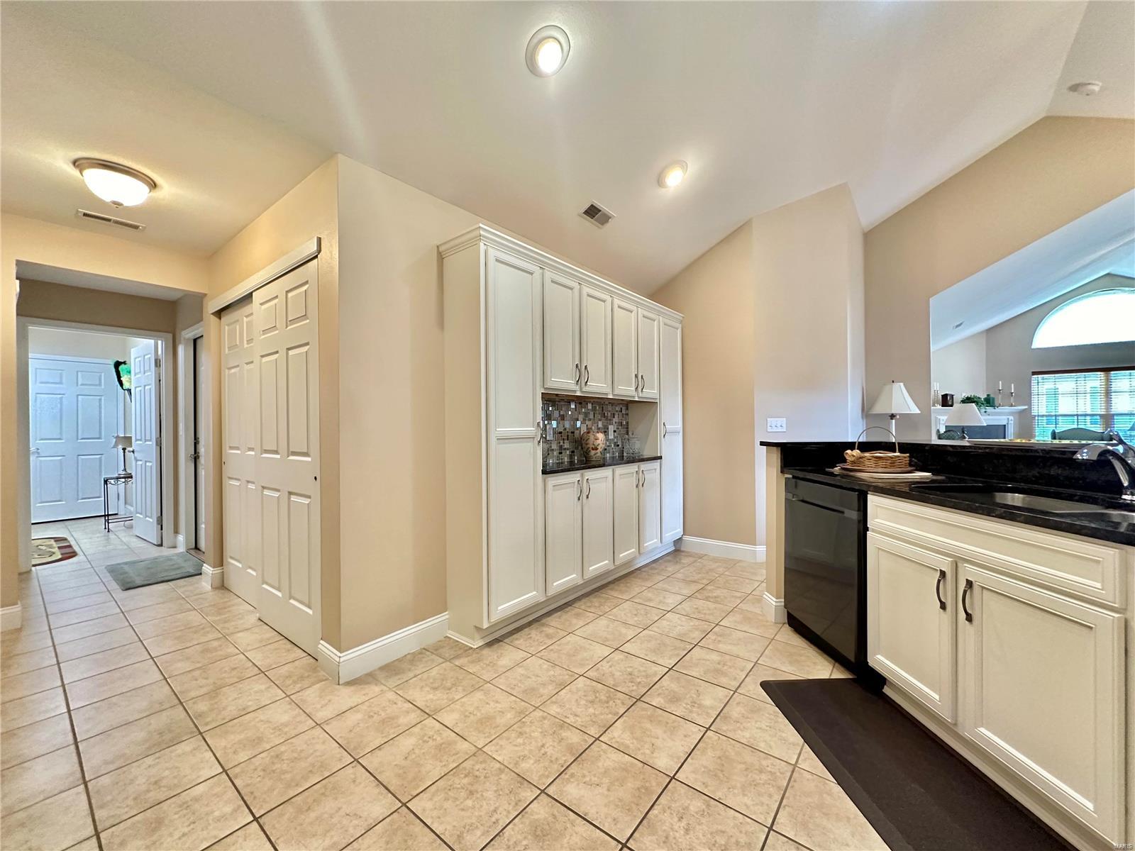 1208 Three Rivers Drive O'Fallon, IL 62269 - Photo 31 of 52 Gallery Image 31