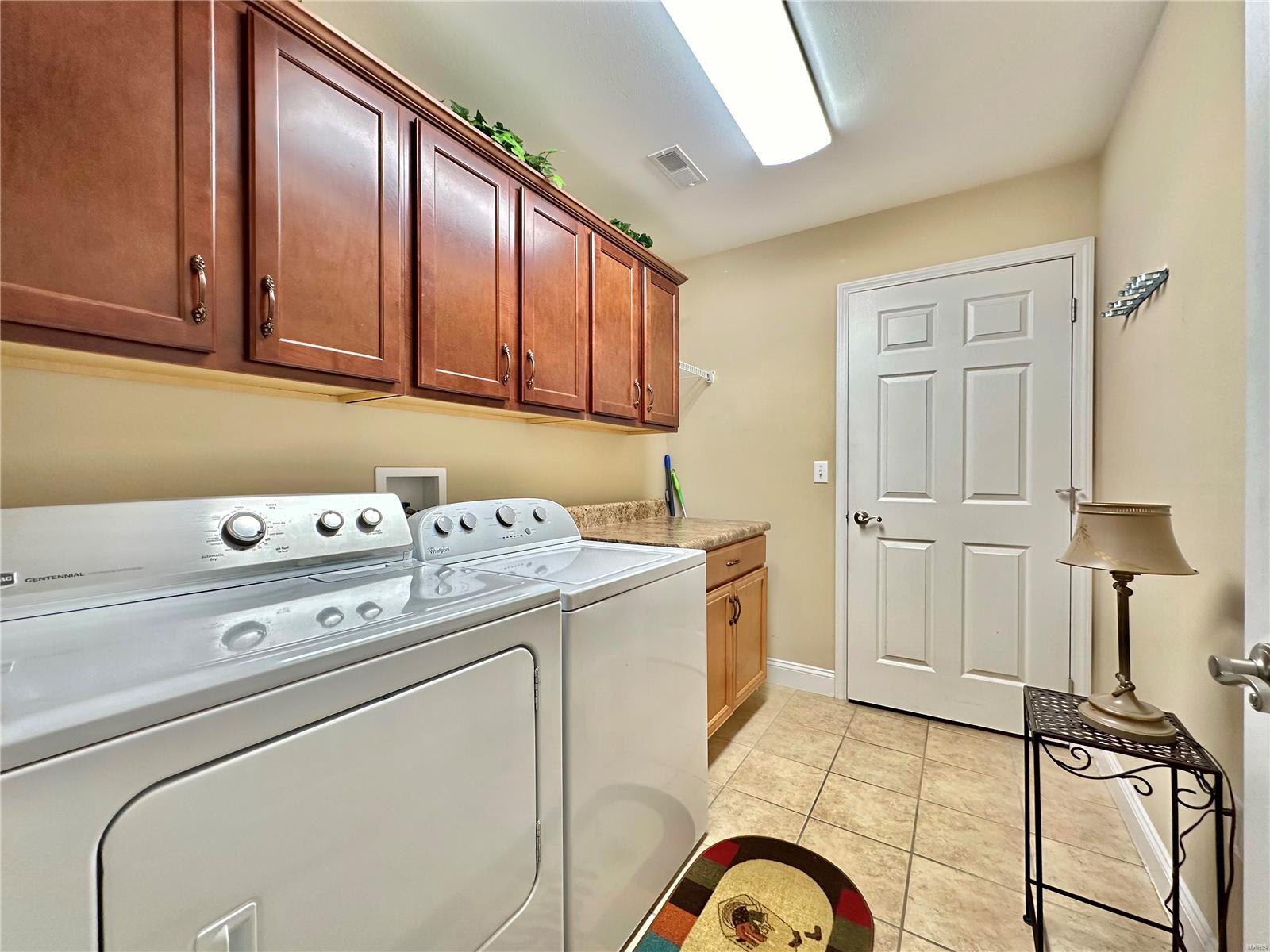 1208 Three Rivers Drive O'Fallon, IL 62269 - Photo 35 of 52 Gallery Image 35