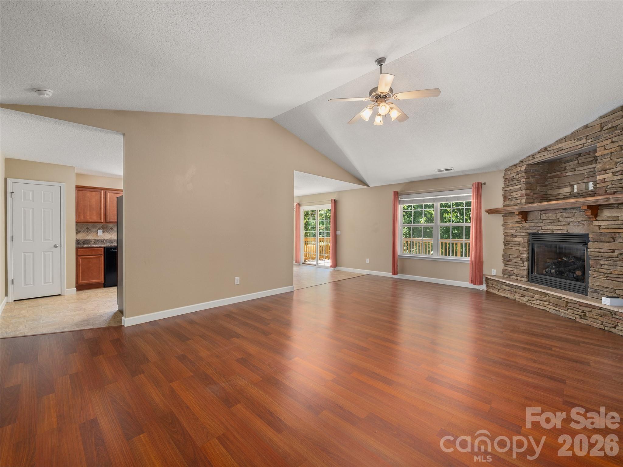 202 Hondah Road Brevard, NC 28712 - Photo 3 of 40 Gallery Image 3