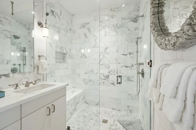 $3,495,000 | 27 Admiralty Row, Unit 302, Alys Beach, FL 32461