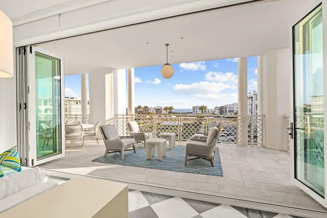 $3,495,000 | 27 Admiralty Row, Unit 302, Alys Beach, FL 32461