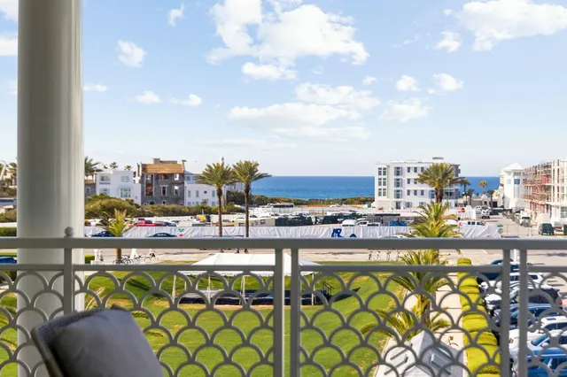 $3,495,000 | 27 Admiralty Row, Unit 302, Alys Beach, FL 32461