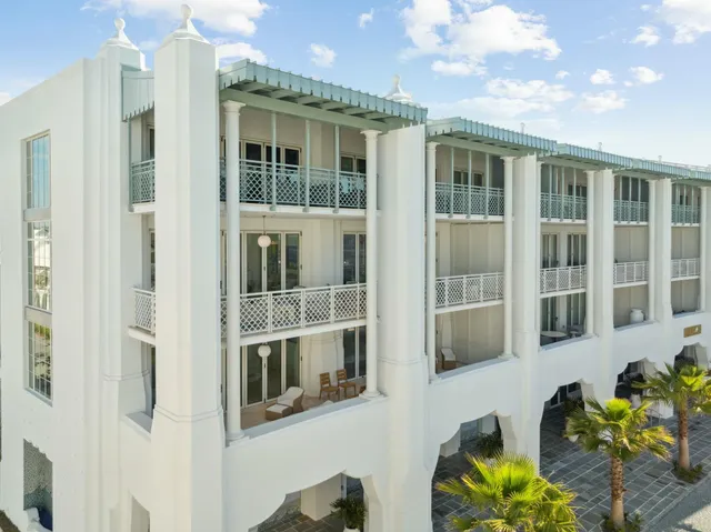 $3,495,000 | 27 Admiralty Row, Unit 302, Alys Beach, FL 32461