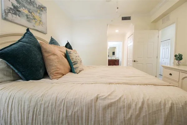 a view of a livingroom with furniture