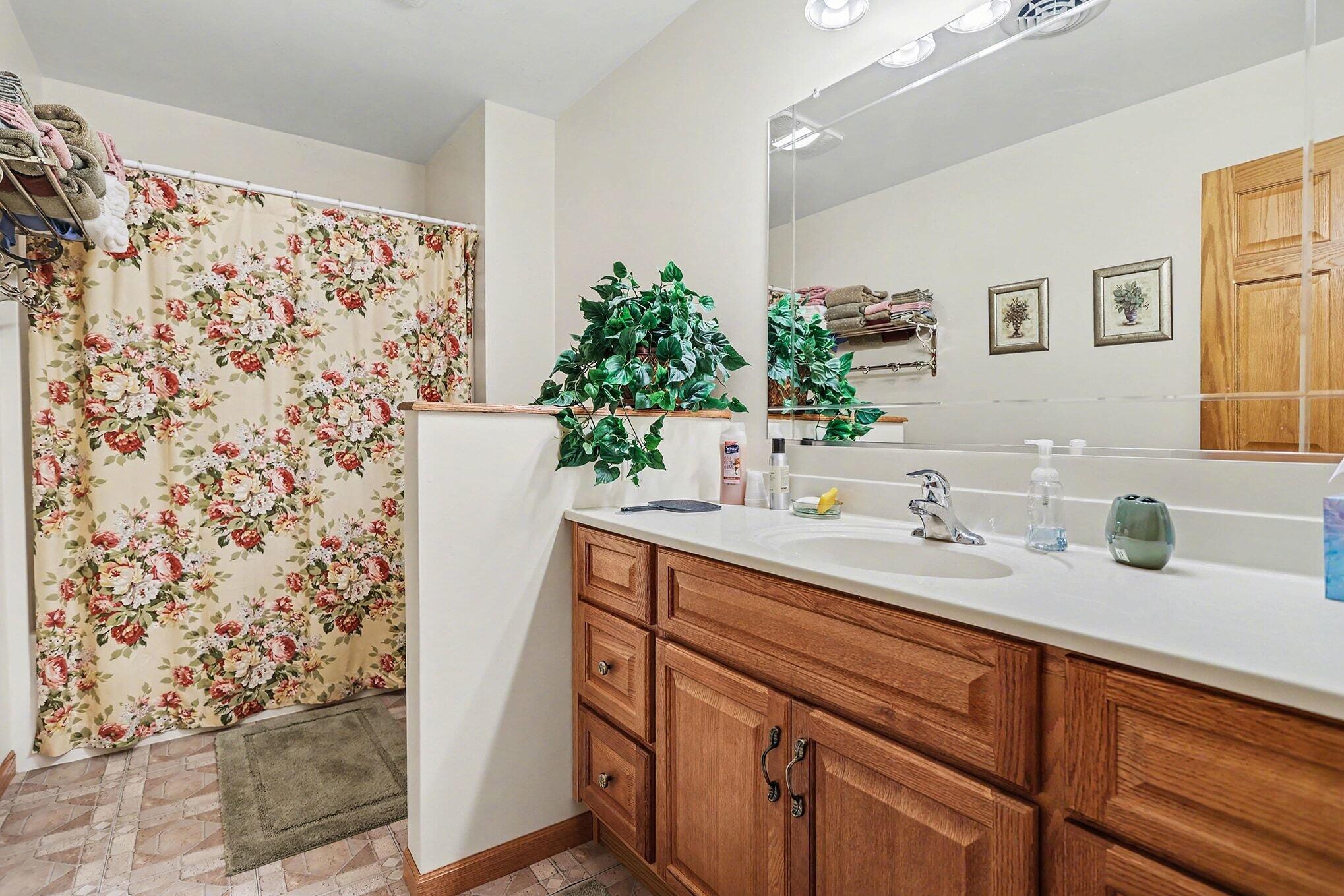 839 East Girard Road Quincy, MI 49082 - Photo 21 of 36 020_file_7501