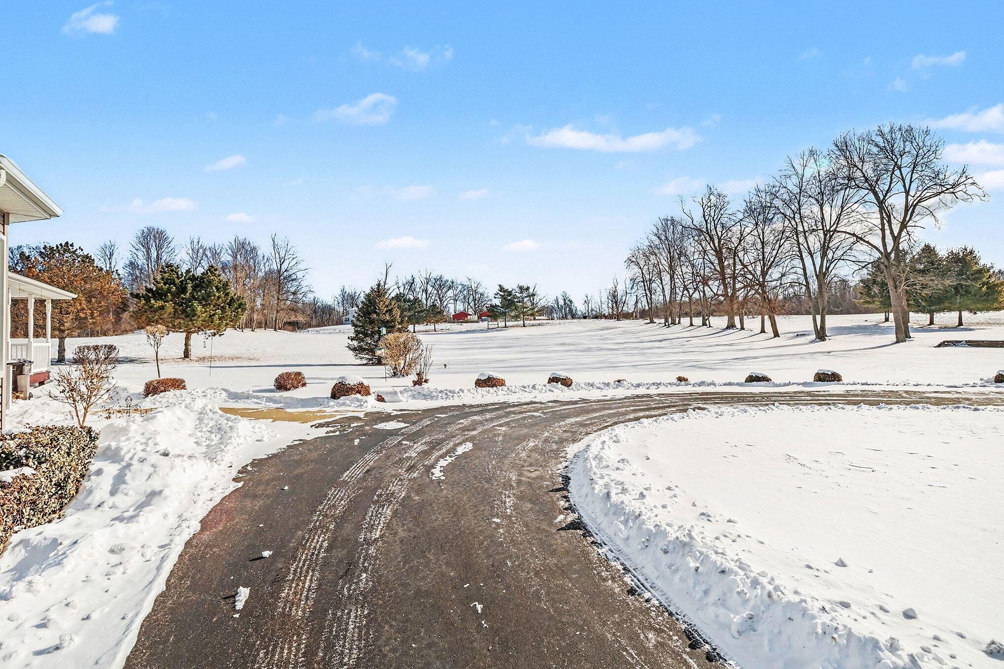 839 East Girard Road Quincy, MI 49082 - Photo 27 of 36 026_file_3223
