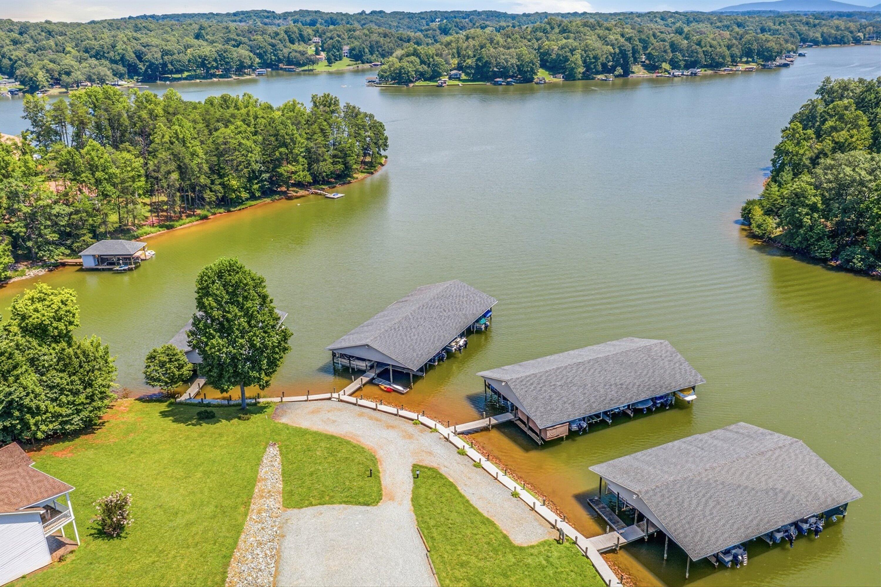 70 Sunny Field Road Wirtz, VA 24184 - Photo 34 of 42 C-16 Covered dock