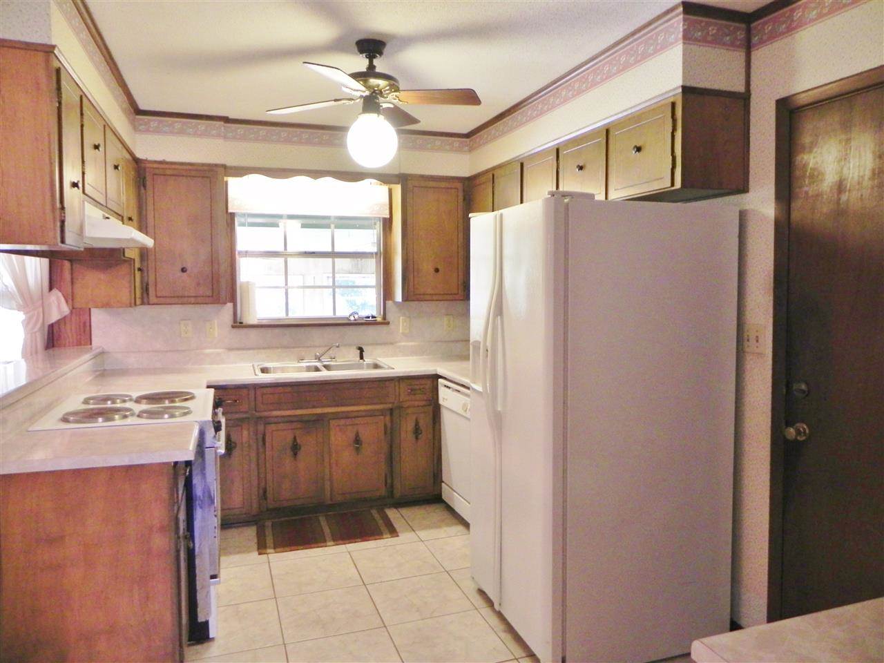 8309 Pilgrim Road Pensacola, FL 32514 - Photo 13 of 44 Gallery Image 13