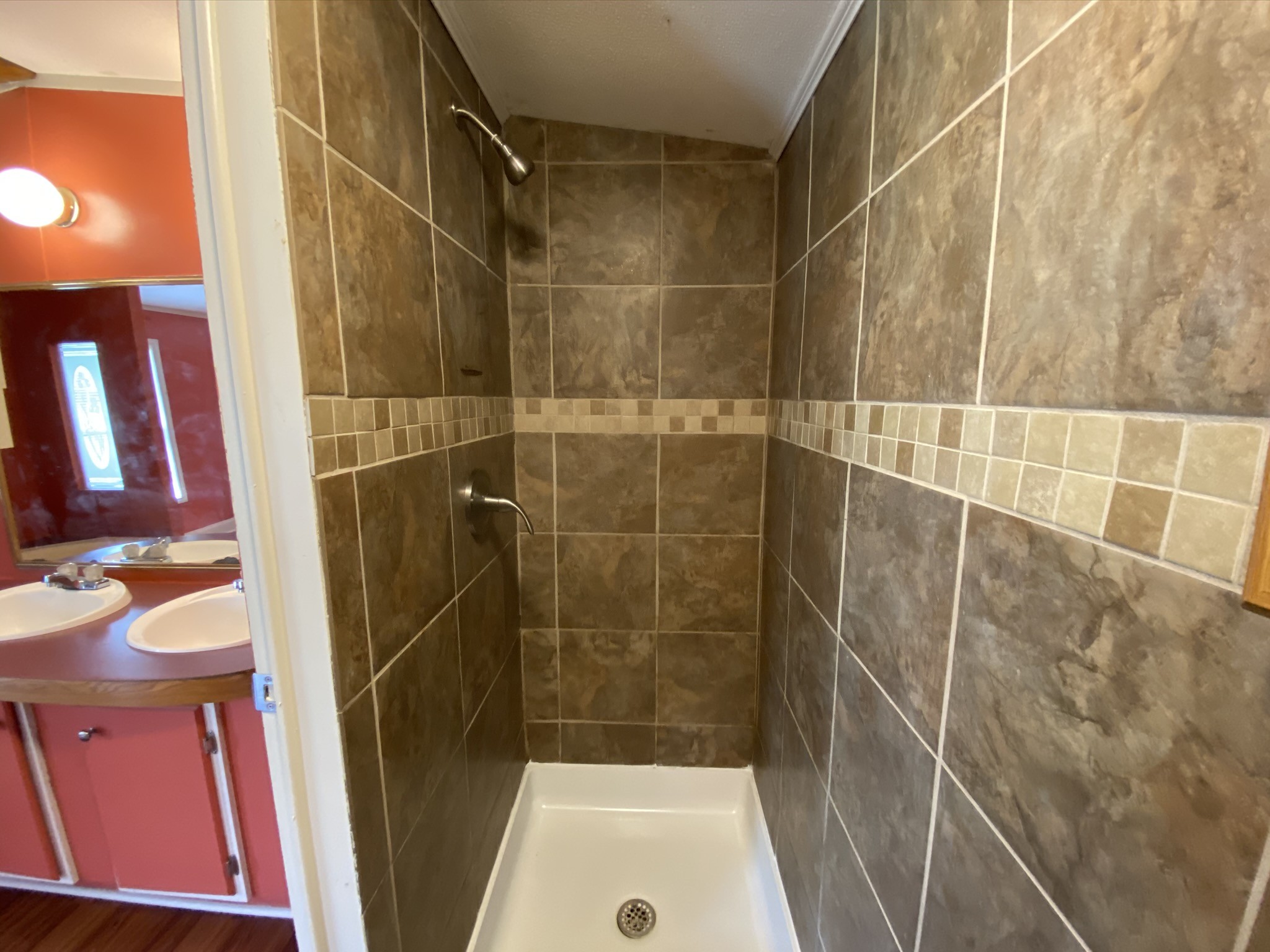1340 Throneberry Road Normandy, TN 37360 - Photo 20 of 37 a bathroom with a shower