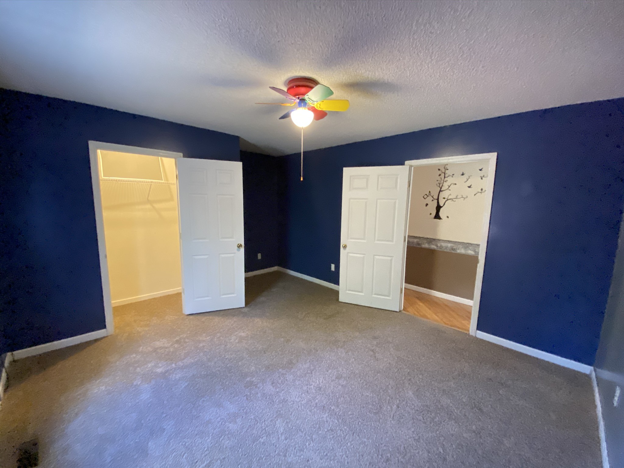 1340 Throneberry Road Normandy, TN 37360 - Photo 25 of 37 an empty room with closet and windows