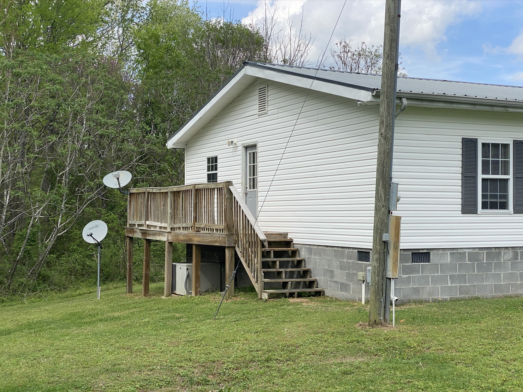 1340 Throneberry Road Normandy, TN 37360 - Photo 5 of 37 a view of a house with backyard