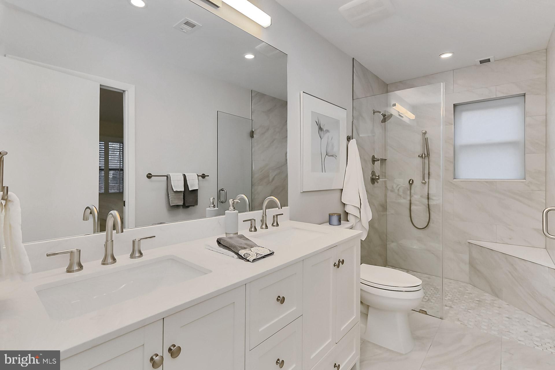 10905 Thanlet Lane Reston, VA 20190 - Photo 15 of 30