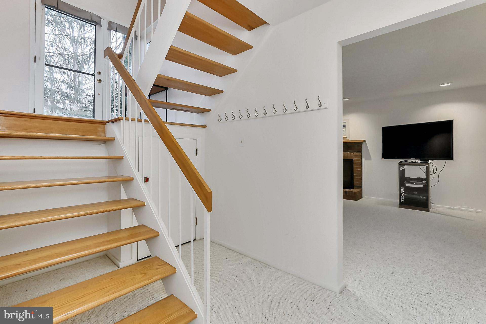 10905 Thanlet Lane Reston, VA 20190 - Photo 19 of 30