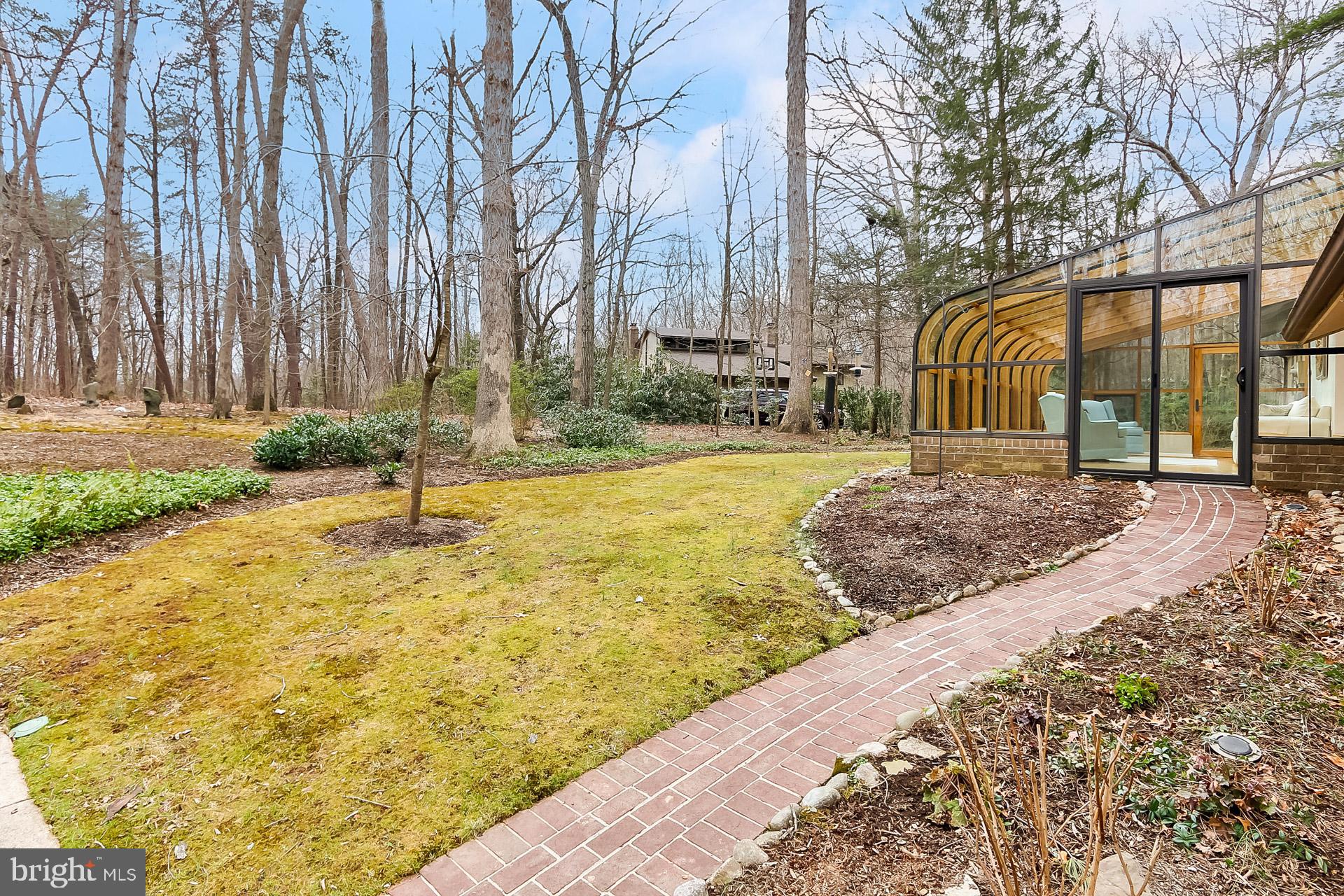10905 Thanlet Lane Reston, VA 20190 - Photo 26 of 30
