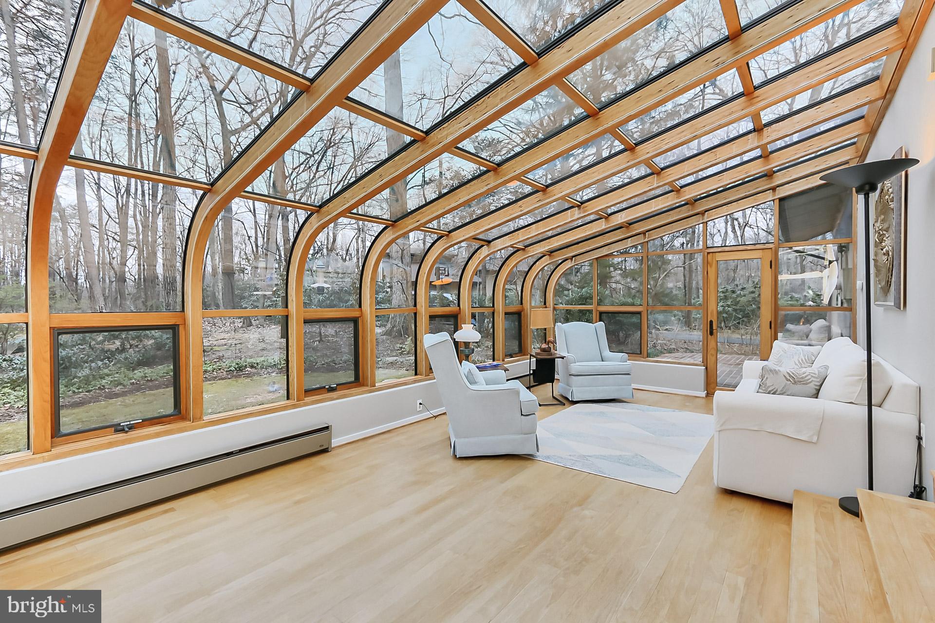 10905 Thanlet Lane Reston, VA 20190 - Photo 8 of 30