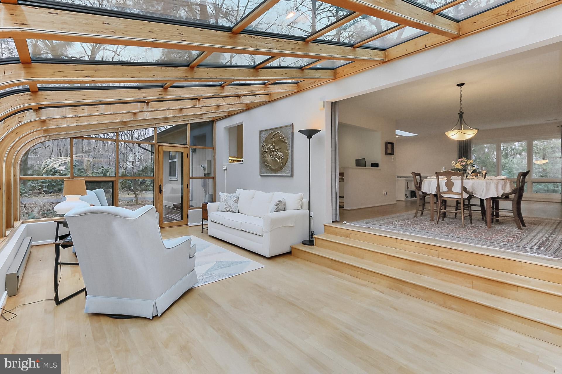 10905 Thanlet Lane Reston, VA 20190 - Photo 9 of 30