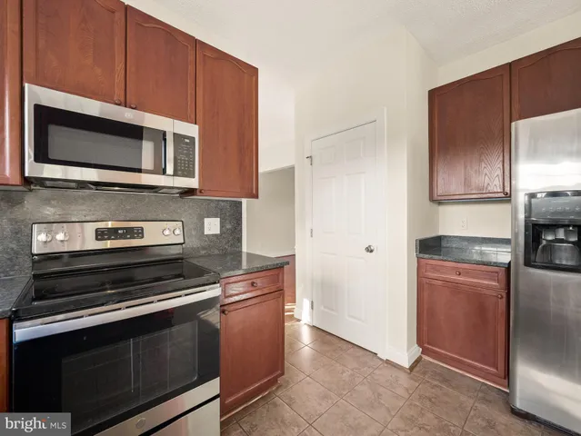 $478,000 | 197 Triumphant Way, Falling Waters, WV 25419