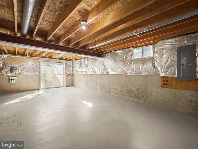 $473,000 | 197 Triumphant Way, Falling Waters, WV 25419