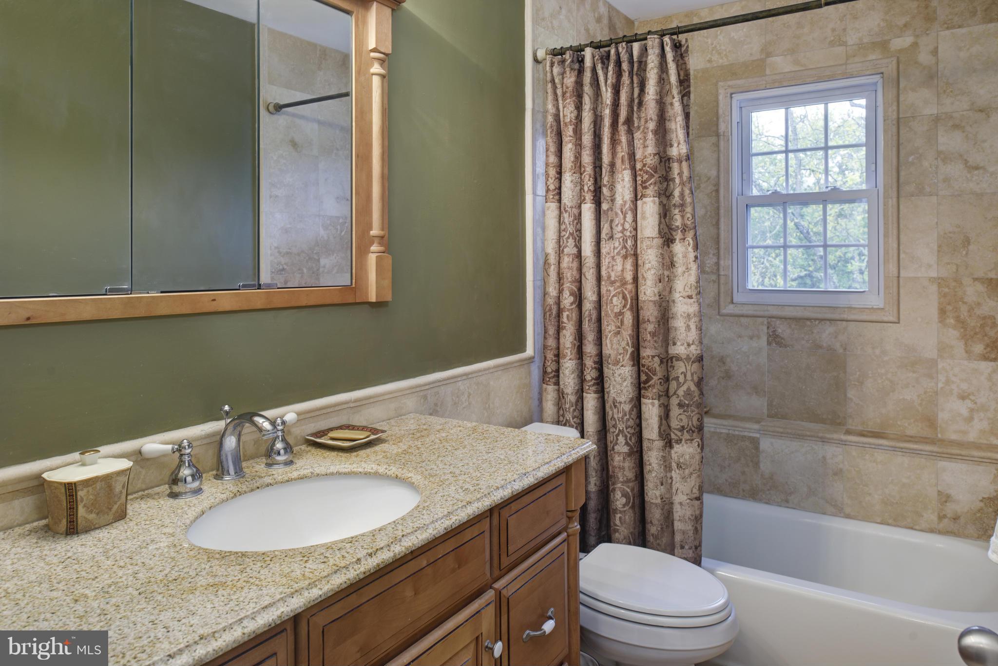20583 Gleedsville Road Leesburg, VA 20175 - Photo 17 of 30 Upstairs Hall Bath