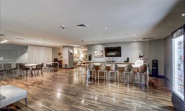 $2,725 | 8255 South Las Vegas Boulevard, Unit 1517, Las Vegas, NV 89123