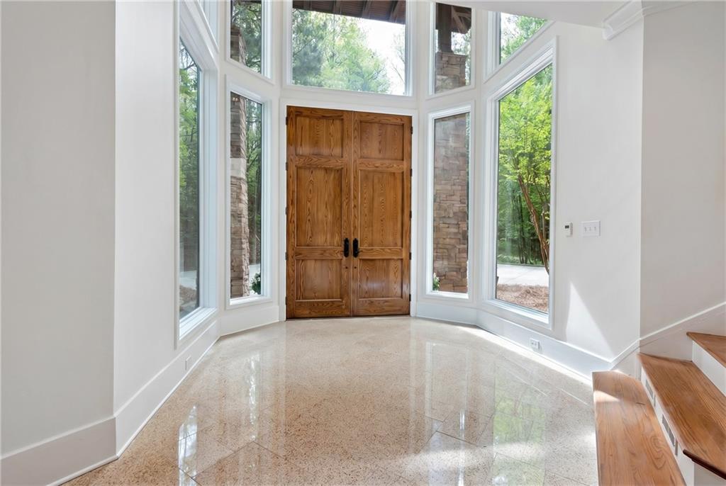 6960 Riverside Drive Atlanta, GA 30328 - Photo 7 of 53