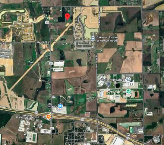 a view of a patio with table and chairs with wooden floor and fence