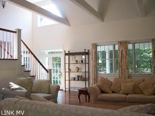 256 Pond Road West Tisbury, MA 02568 - Photo 6 of 14 http://d1qzqeyxiitrap.cloudfront.net/photos/18122/600/9822d5e6.jpg