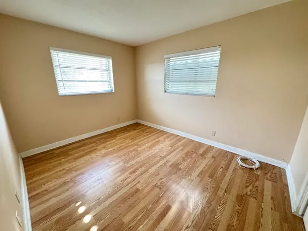 $3,100 | 200 Southwest 4th Street, Boca Raton, FL 33432
