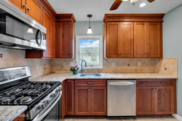 $3,800 | 1232 Pine Tree Way, Belmar, NJ 07719