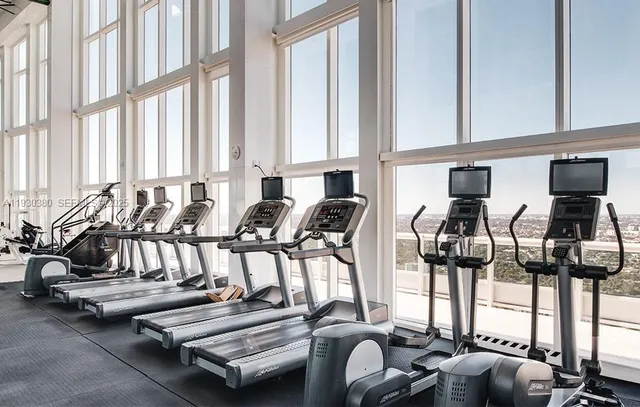 $16,000,000 | 1643 Brickell Avenue, Unit PH4901, Miami, FL 33129