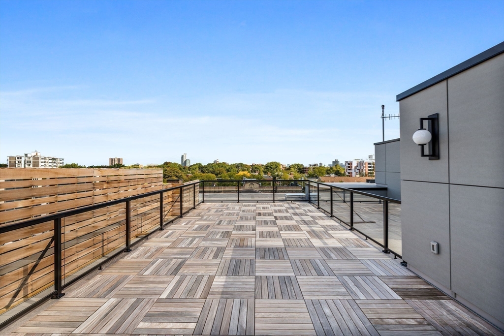 14 Green Street, Unit PH1 Brookline, MA 02446 - Photo 15 of 42