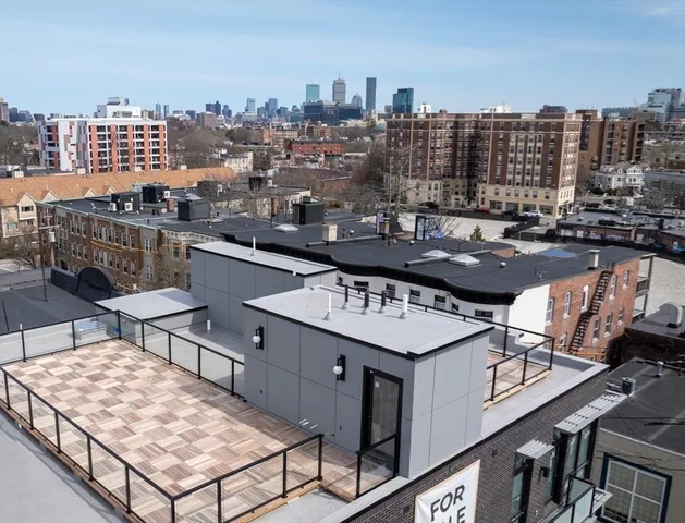 $3,325,000 | 14 Green Street, Unit PH1, Brookline, MA 02446