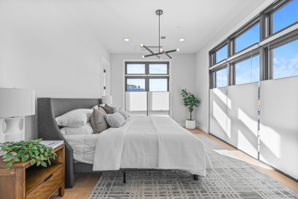 14 Green Street, Unit PH1 Brookline, MA 02446 - Photo 23 of 42