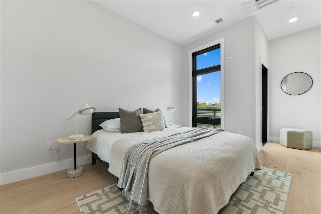 14 Green Street, Unit PH1 Brookline, MA 02446 - Photo 35 of 42