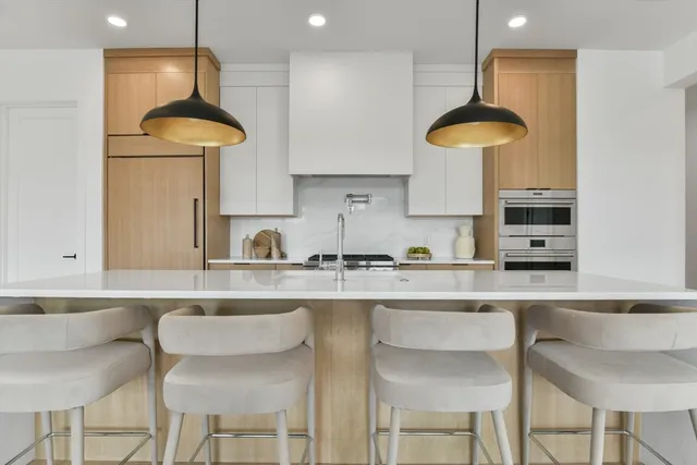 $3,325,000 | 14 Green Street, Unit PH1, Brookline, MA 02446