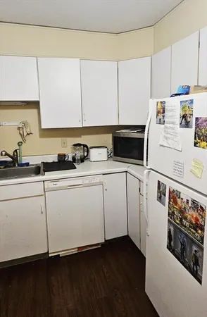 $3,100 | 164 Galen Street, Unit 25, Watertown, MA 02472