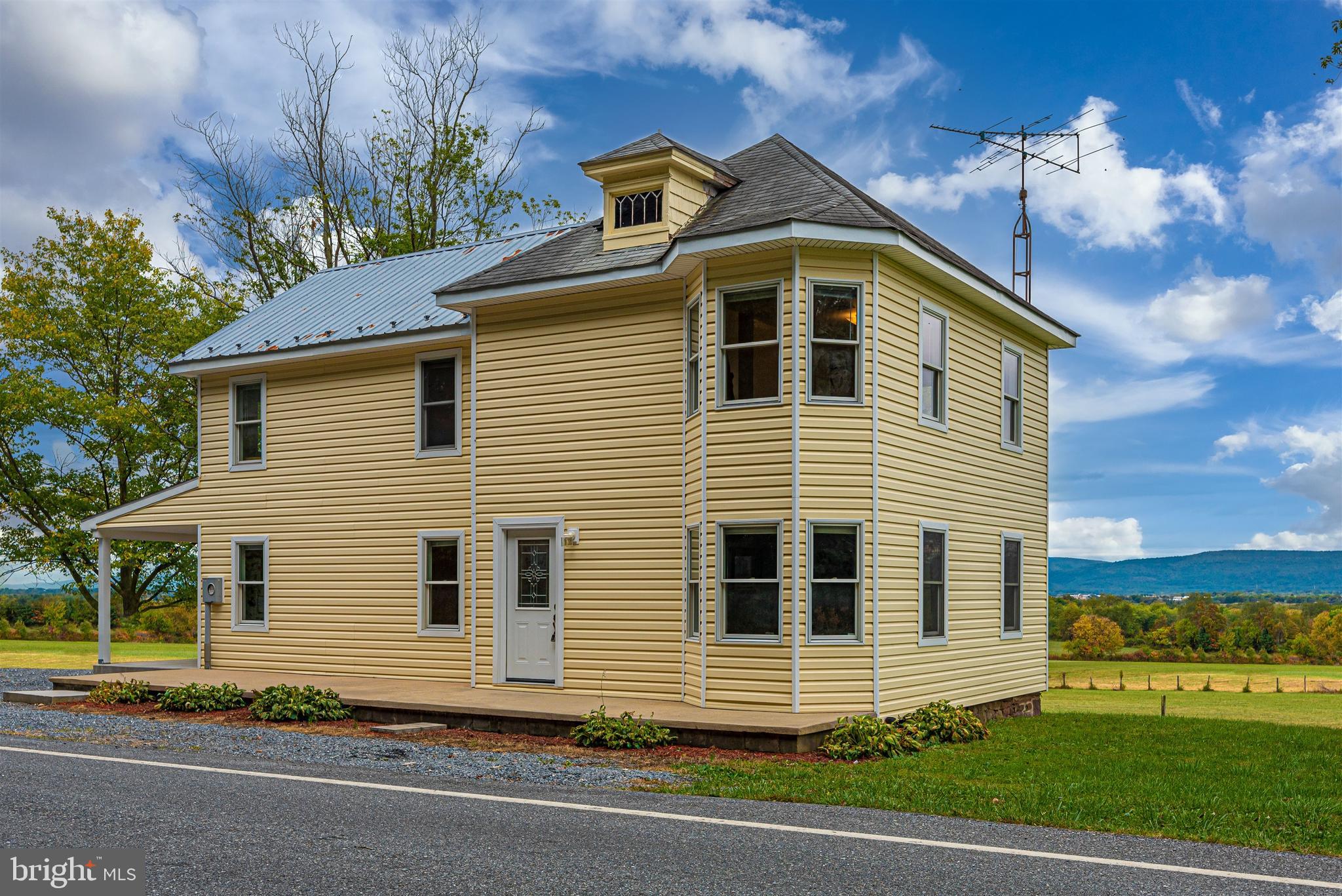 10006 Longs Mill Road Rocky Ridge, MD 21778 - Photo 12 of 66 Front Ext