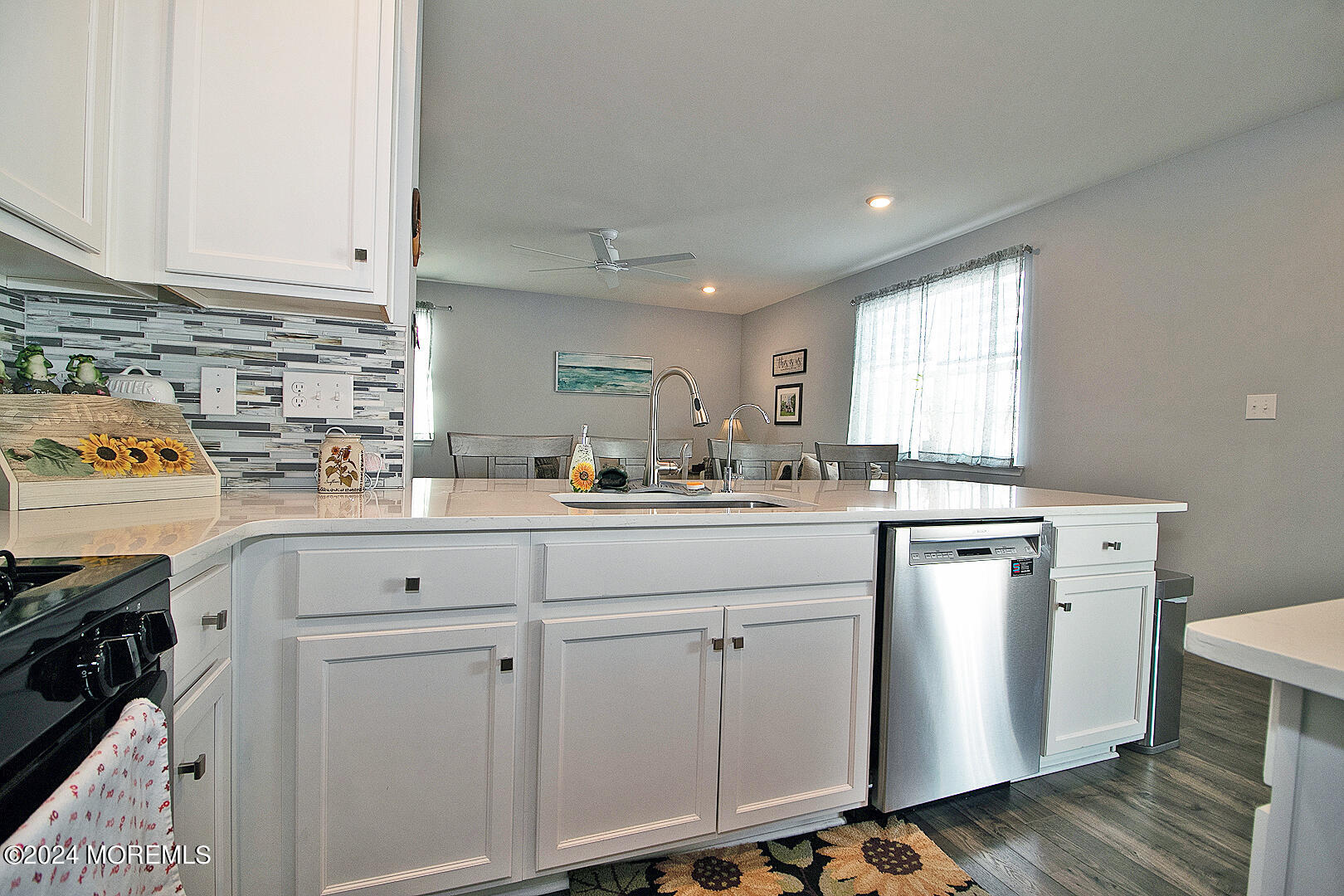 11 Half-Hitch Road Barnegat, NJ 08005 - Photo 26 of 58 14