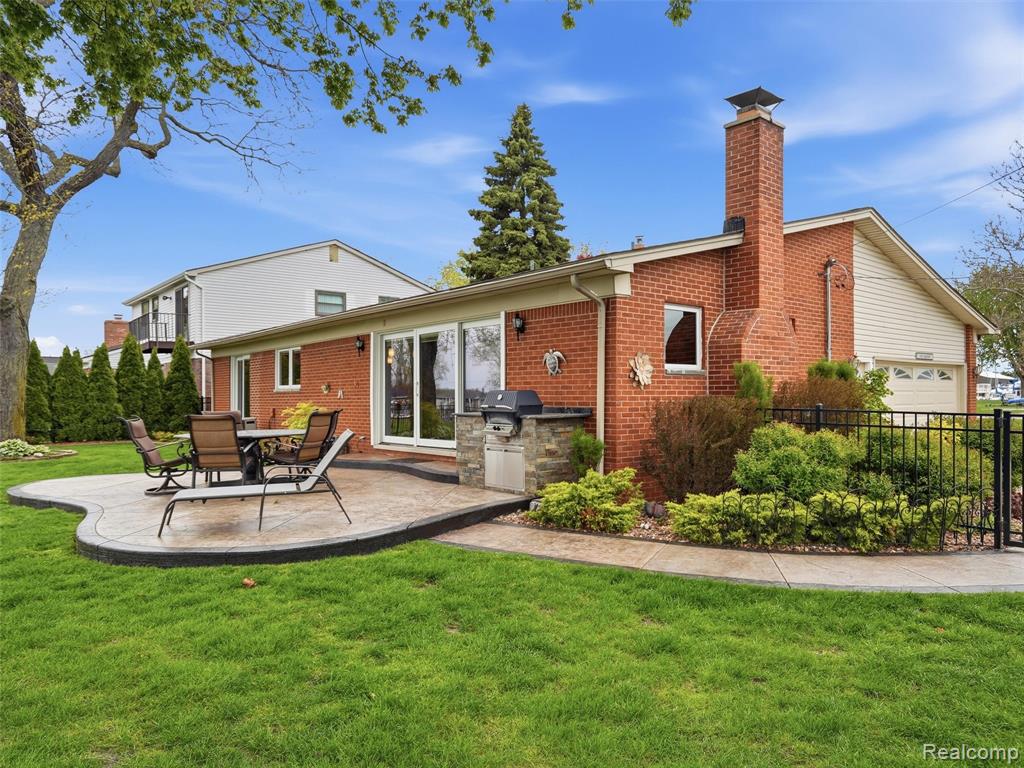 32160 South River Road Harrison Township, MI 48045 - Photo 45 of 70