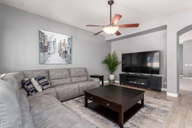 $2,800 | 1676 East Hawken Place, Chandler, AZ 85286