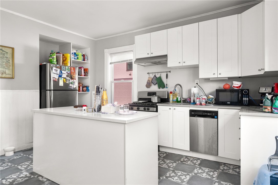 44 Messer Street Providence, RI 02909 - Photo 18 of 38