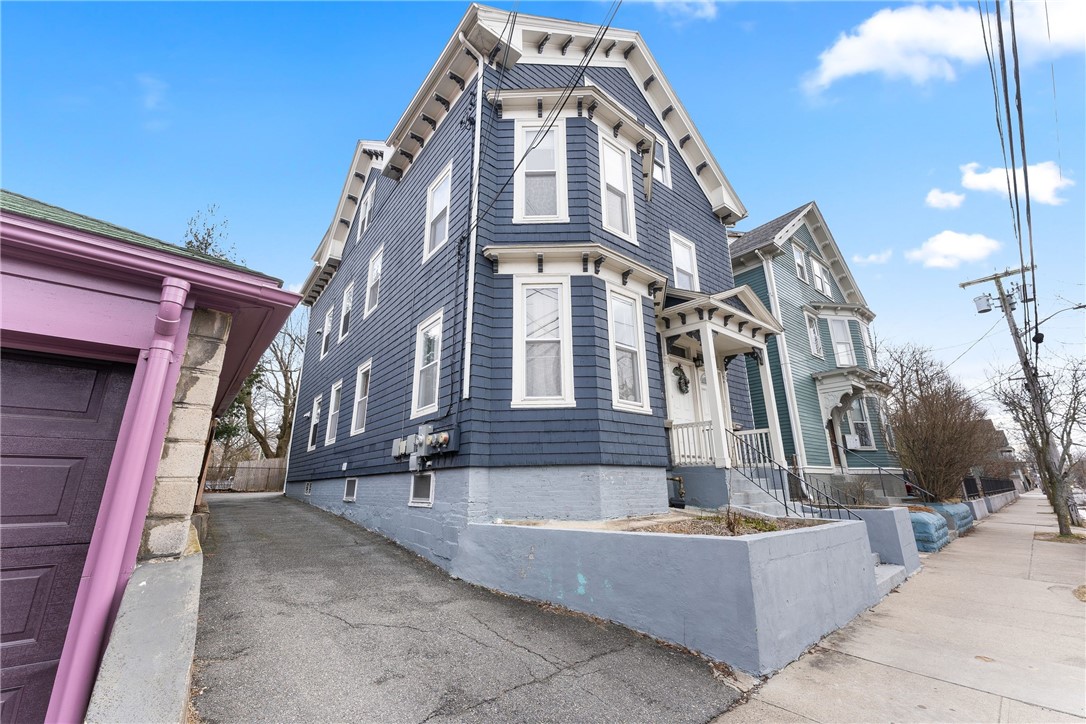 44 Messer Street Providence, RI 02909 - Photo 4 of 38