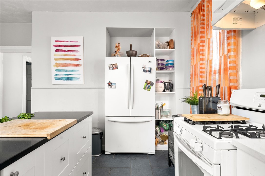 44 Messer Street Providence, RI 02909 - Photo 6 of 38