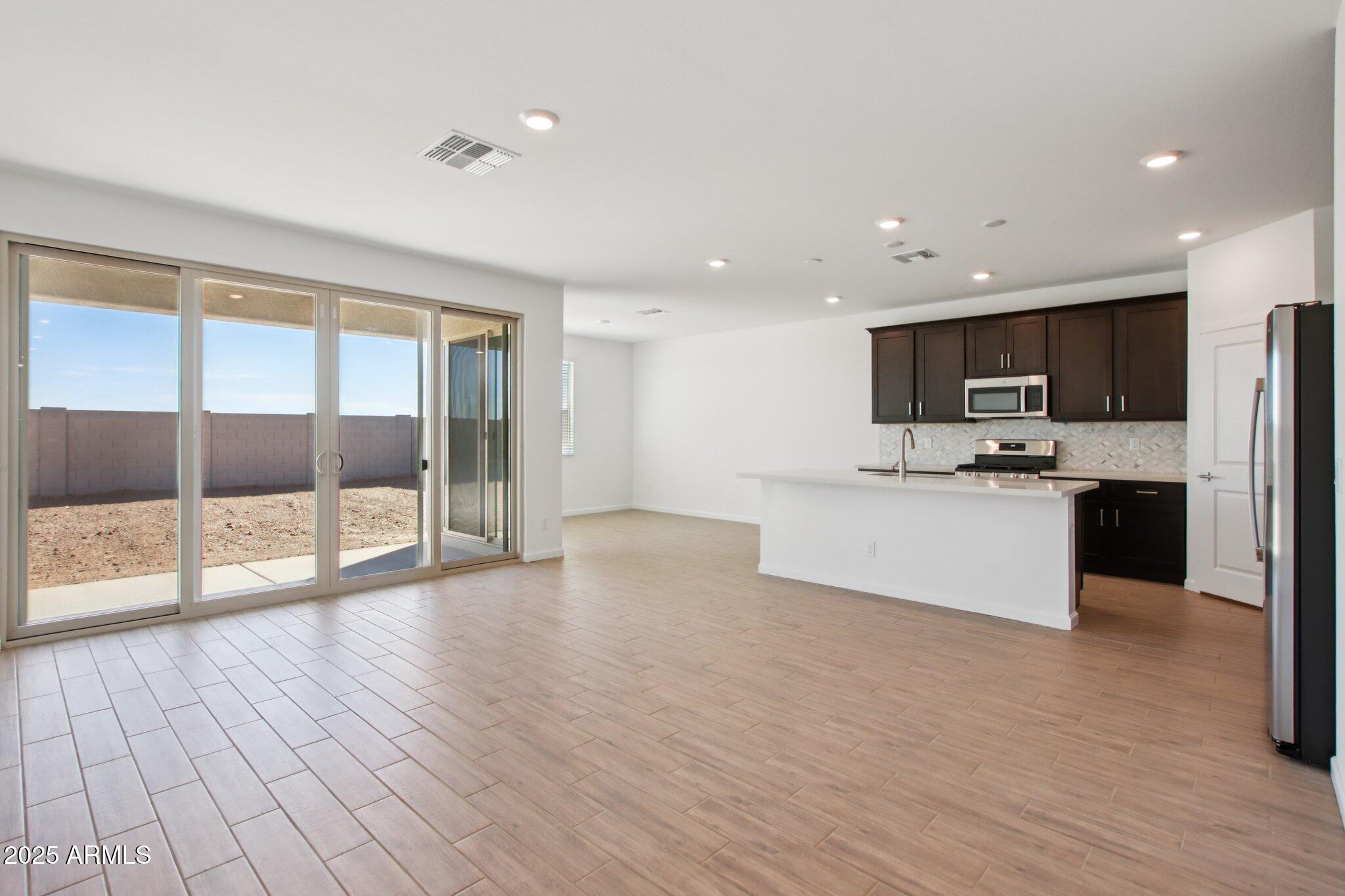 16189 West Bajada Road Surprise, AZ 85387 - Photo 9 of 44 9-web-or-mls-W Bajada Rd-S1709-009