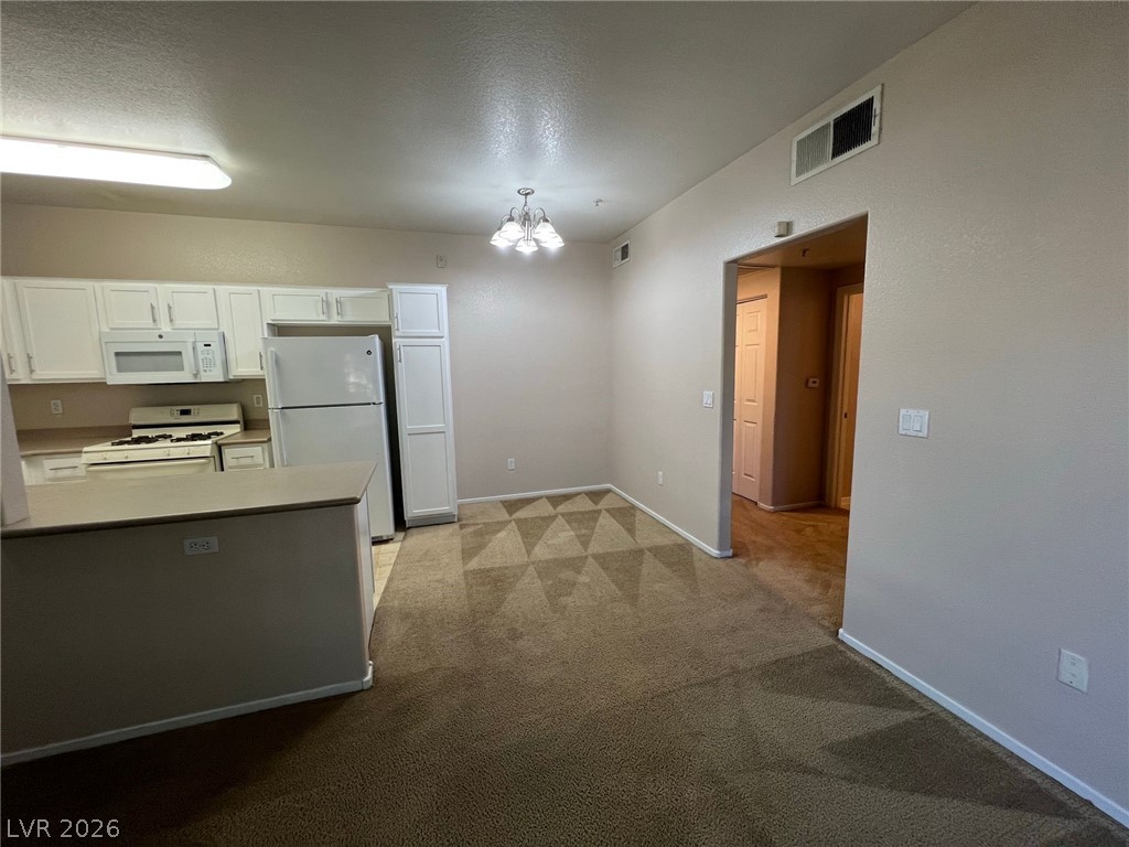 2291 West Horizon Ridge Parkway, Unit 4222 Henderson, NV 89052 - Photo 12 of 32