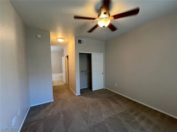 $1,500 | 2291 West Horizon Ridge Parkway, Unit 4222, Henderson, NV 89052