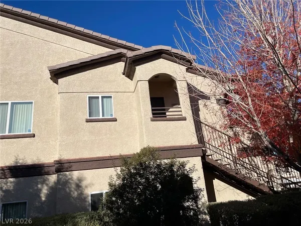 $1,500 | 2291 West Horizon Ridge Parkway, Unit 4222, Henderson, NV 89052