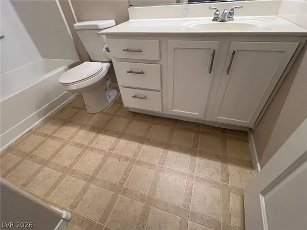 $1,500 | 2291 West Horizon Ridge Parkway, Unit 4222, Henderson, NV 89052